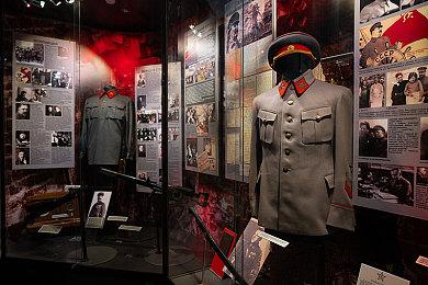 《刀剑乱舞无双》第四部队介绍演示：队长鹤丸国永